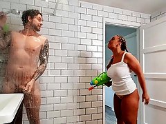 Quickie fucking in the shower with cock hungry babe Beth Bennett