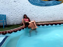 The Neighbor Leaves Her Husband At Home To Fuck The First See In The Pool